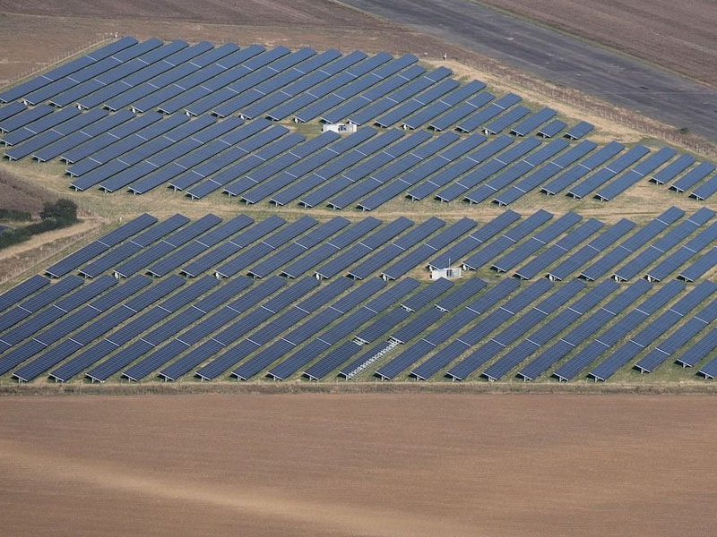 Beyond Seasonality: Analyzing Q1's Record-Breaking PV Installation Surge