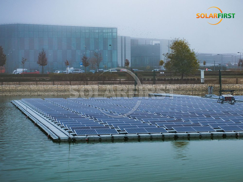 200KWp Floating Photovoltaic Power Station in Hungary